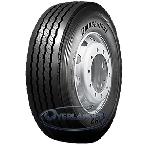 Commercial truck tyre tread pattern supplied by Overlander Tyres