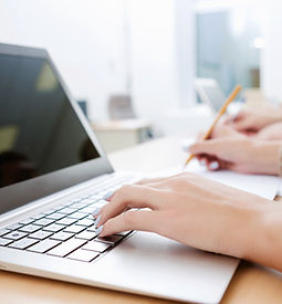 Laptop Writing