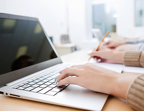 Laptop Writing