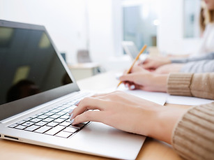 Laptop Writing