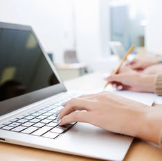 סטודנטים, מדפיסים חכם – לומדים בראש שקט