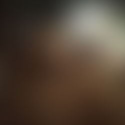 सूरत : नवरात्रि के उपलक्ष में बजरंग दल और वीएचपी द्वारा अवैध चिकन-मटन की दुकानों को बंद कराया गया