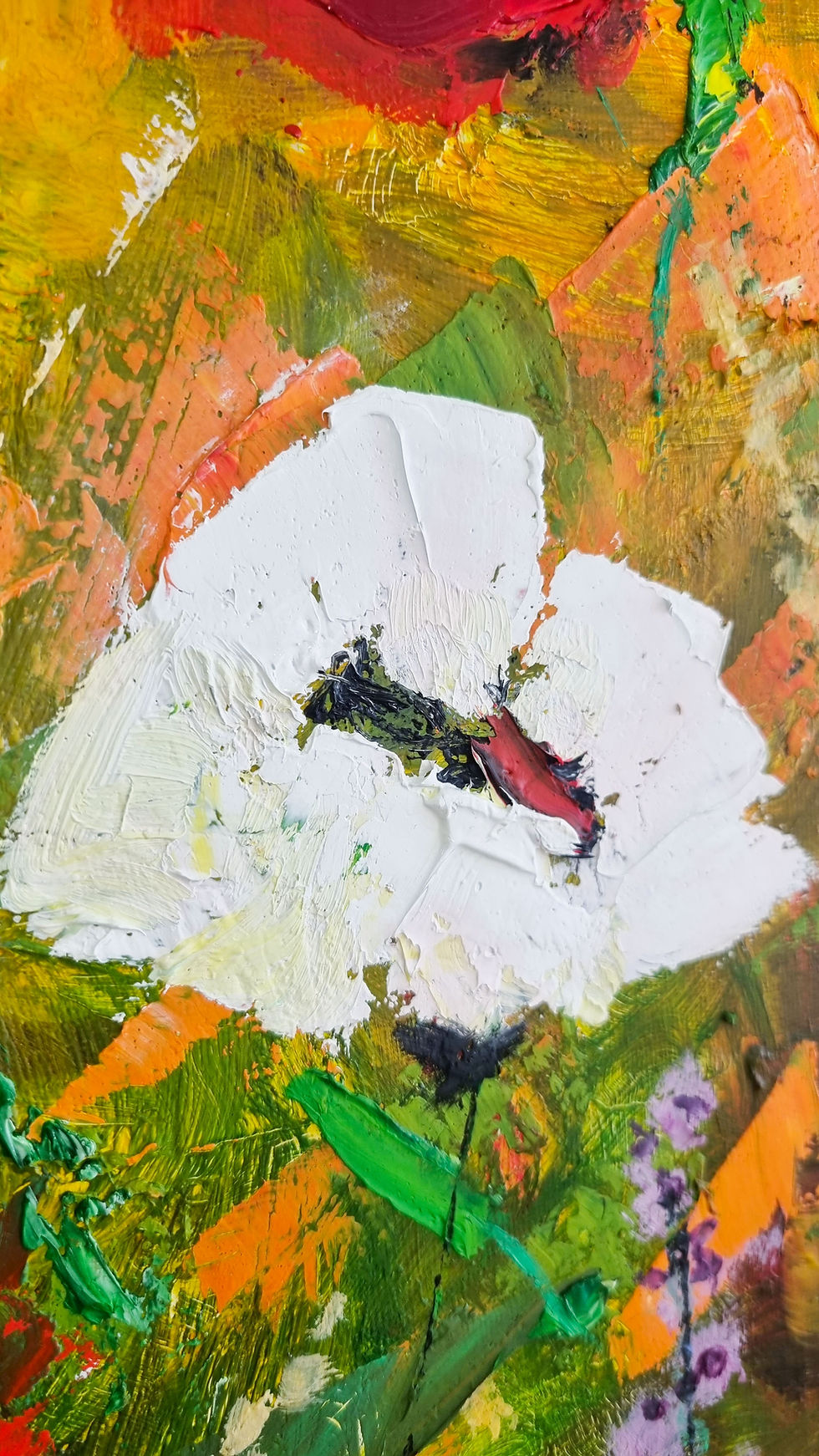 Thumbnail: Poppy Painting on Round Canvas detail