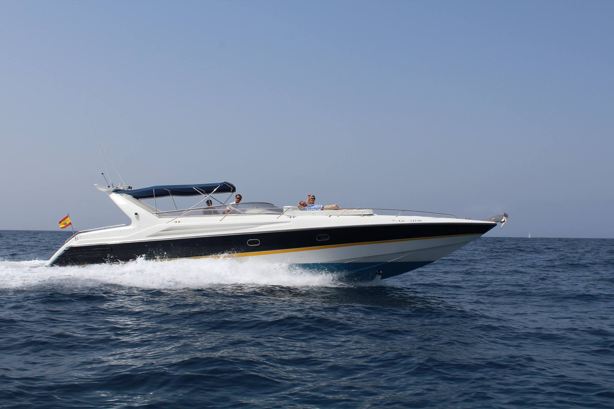 sunseeker-hire-tenerife-2