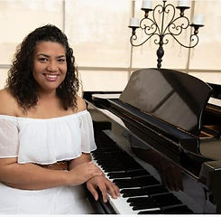 Deanna Lariz Piano Lessons Voice Lessons