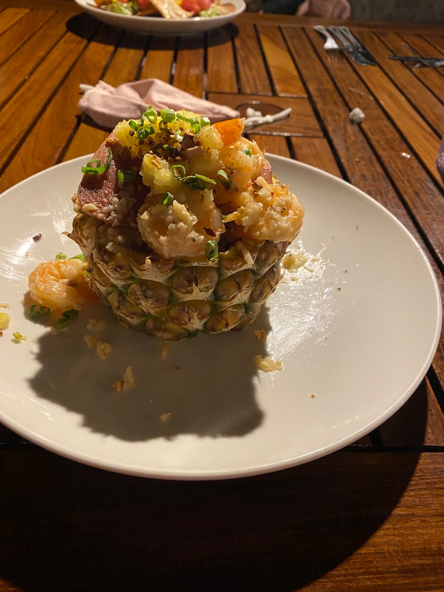 pineapple fried rice, pounders restaurant