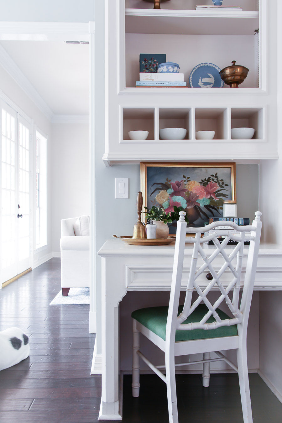Jennifer Laura Living #StyleItNow Challenge | grandmillenial styled shelf