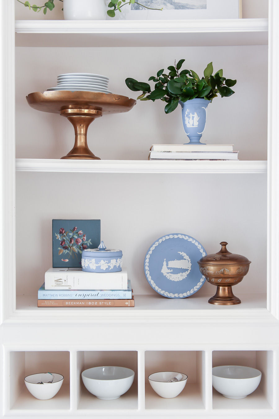 Jennifer Laura Living #StyleItNow Challenge | grandmillenial styled shelf