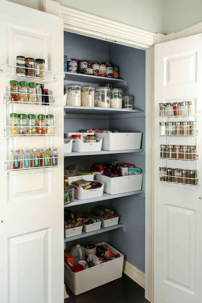 6 Tips for Organizing A Pantry With Deep Shelves