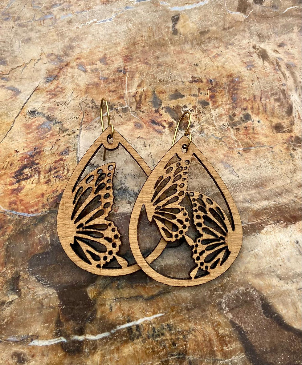 Boucles 'Papillon asymétriques'