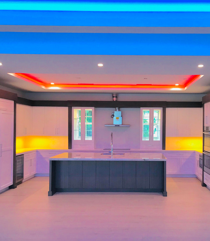 Tops West Palm Beach Unique Touch Florida