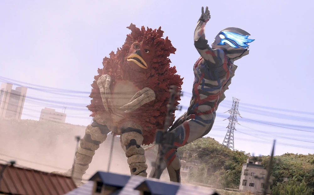 Garamon vs Ultraman Blazar