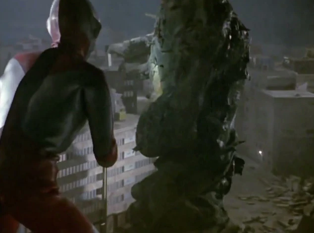 Ultraman vs Greenmons