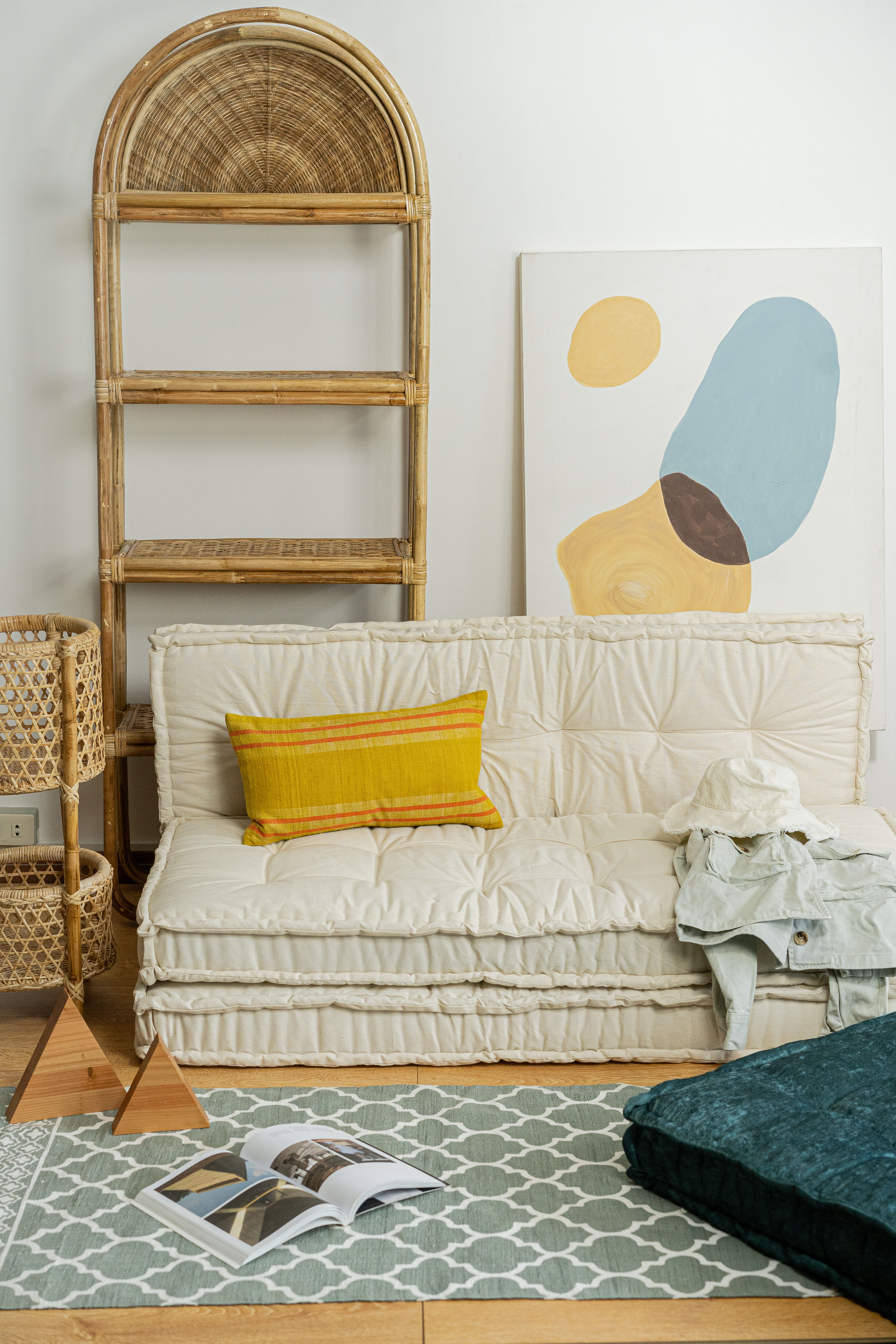 Curl up daybed cushion