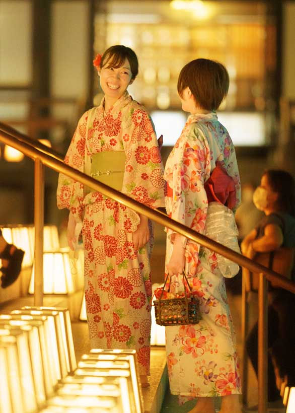 法多山万灯祭 浴衣