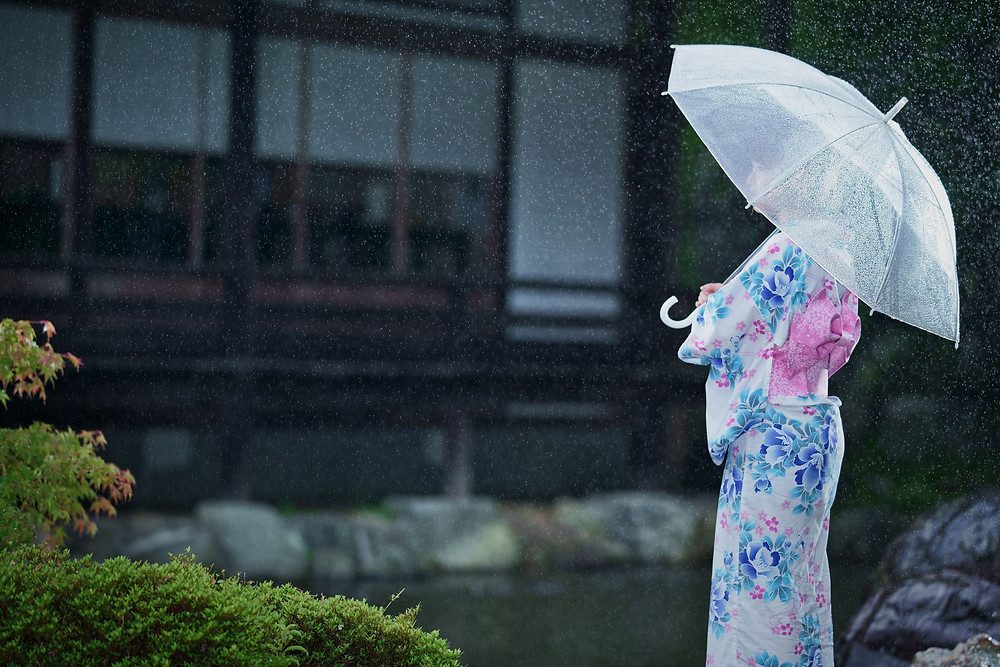 雨の日に浴衣ポートレート撮影するの