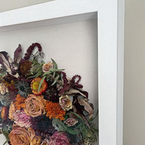 Frame - The Woodgrain; Style - Bloom Cluster