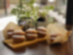 202202-01苺チーズクリームのブッセ