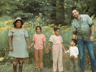 Flowers Inniswoods Family 2023-38.jpeg
