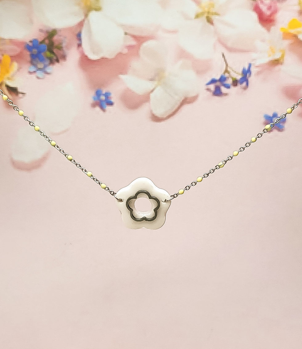 Miniature : Le bracelet Néréa sur fond bois - Les merveilles de Sophie