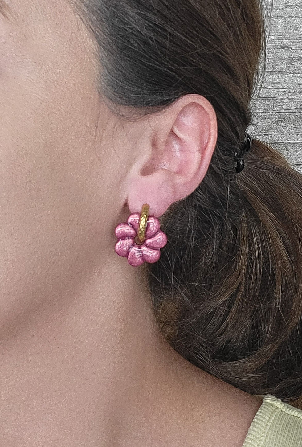 Miniature : Les pampilles Luzia roses portées créées par Les Merveilles de Sophie
