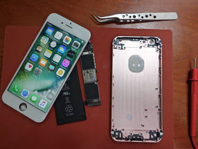 This Guy Built His OWN iPhone!