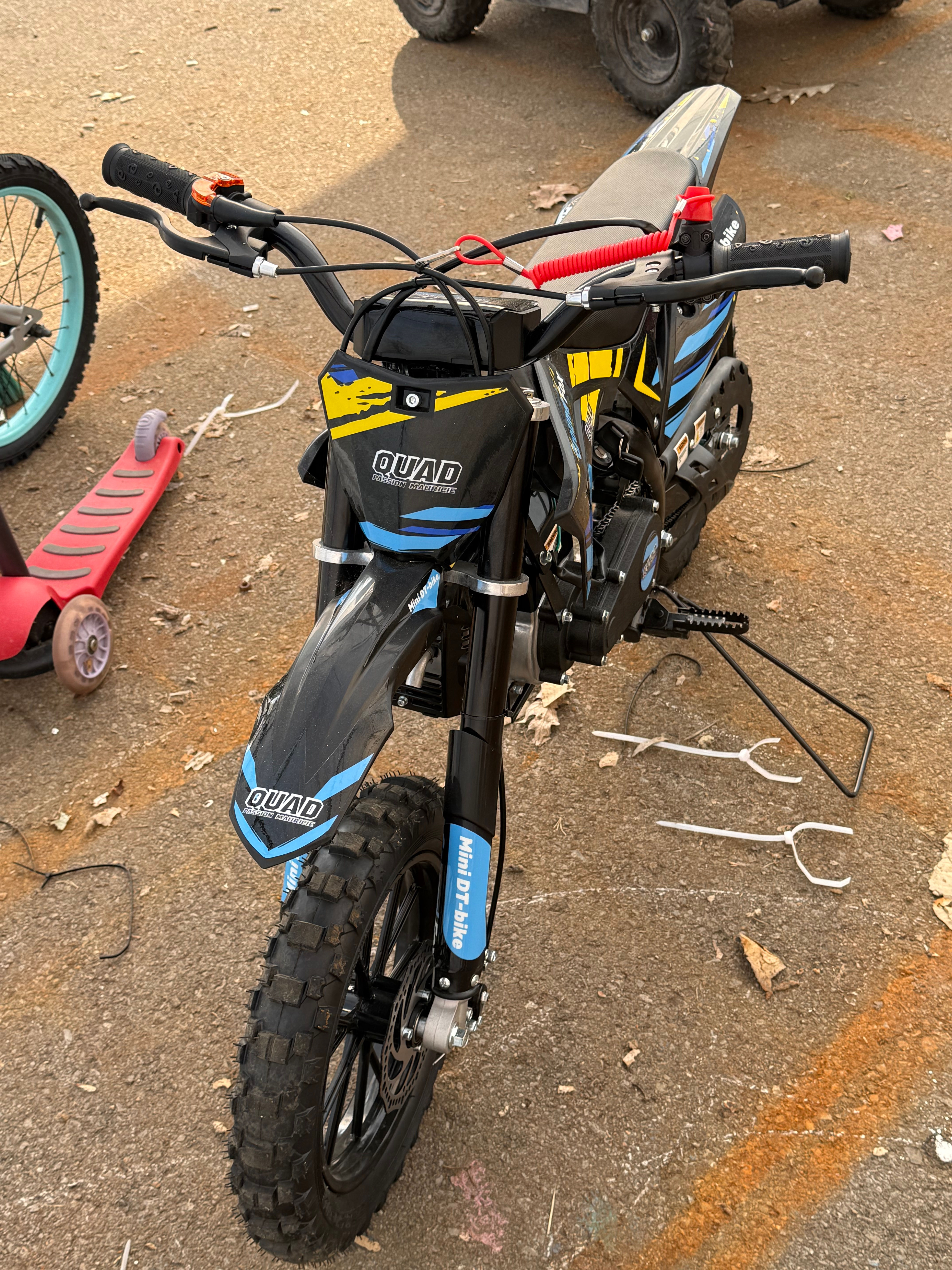 MOTOCROSS 52CC bleu