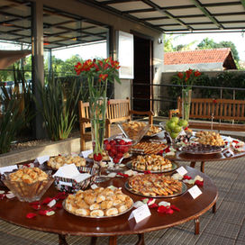 Montagem feita para um evento particular com buffet completo