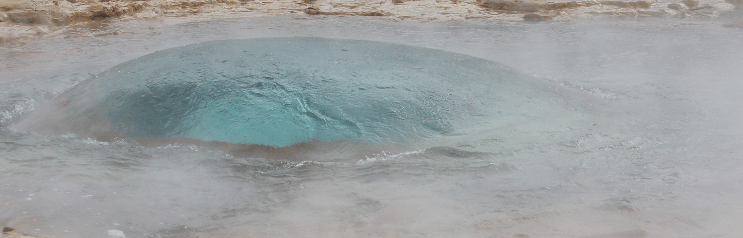 Strokkur... exploding take two..