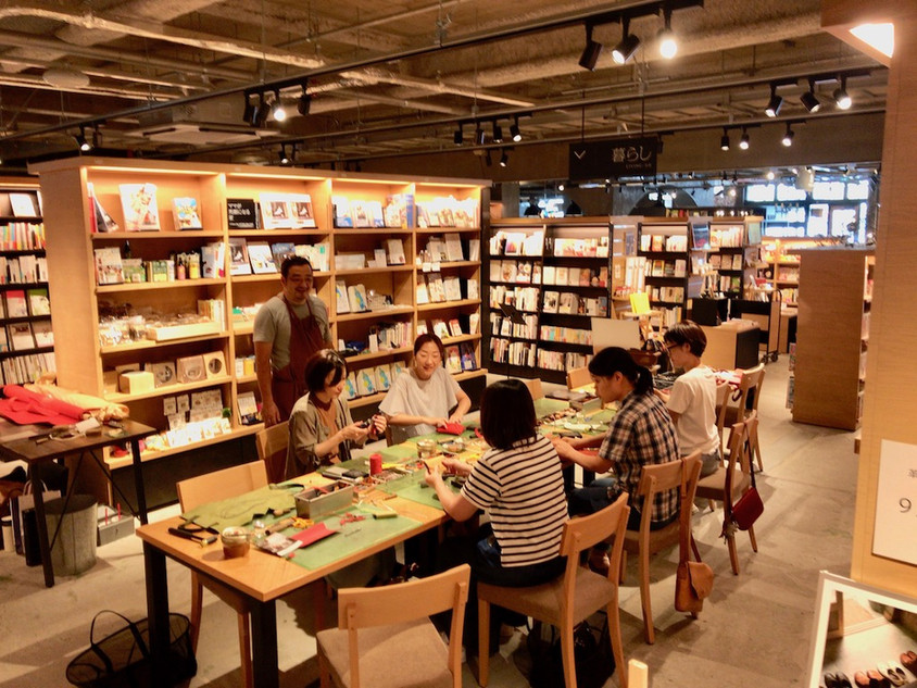 革小物出張ワークショップ@蔦屋書店#1での様子