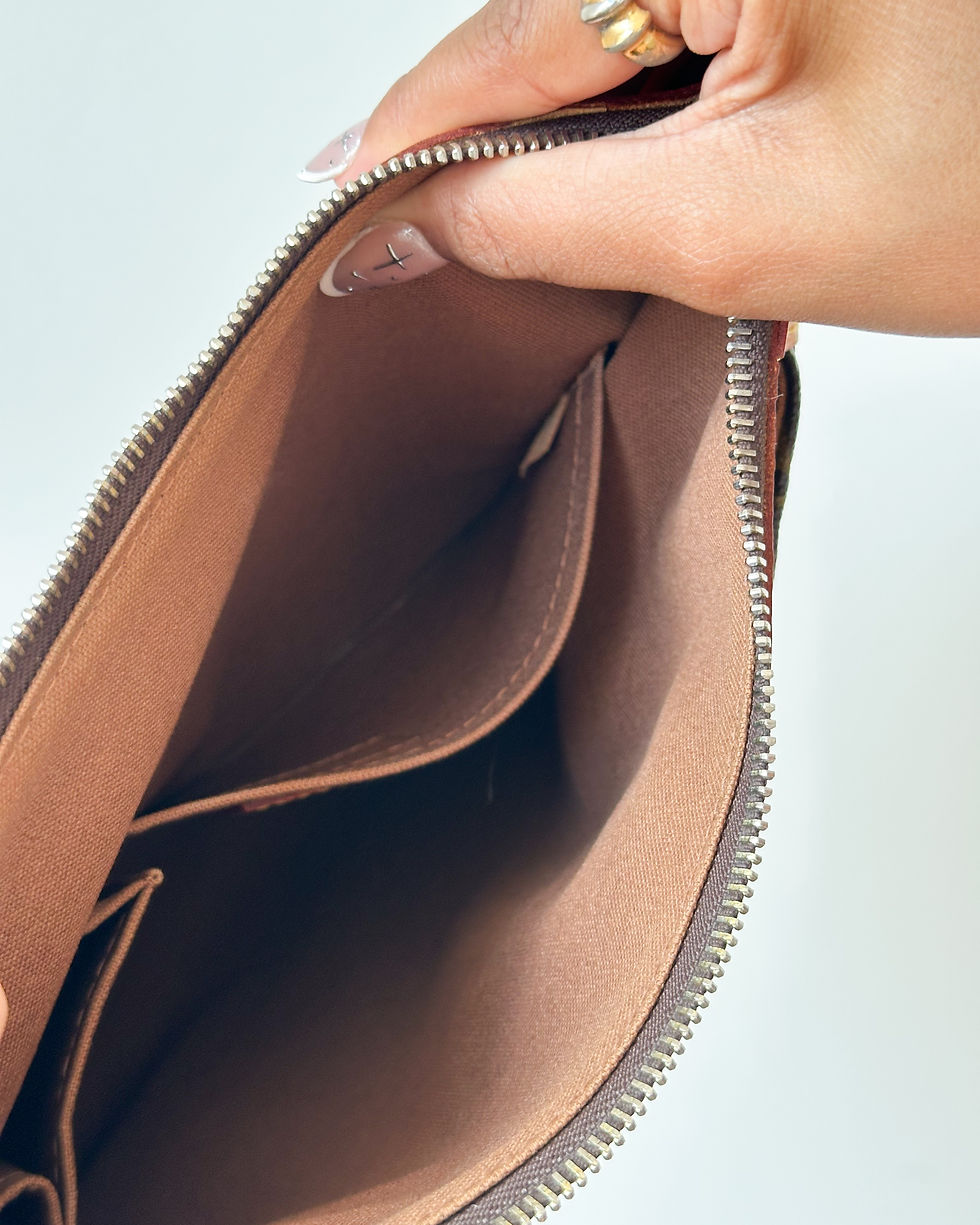 Miniatura: Bolsa Louis Vuitton Odeon