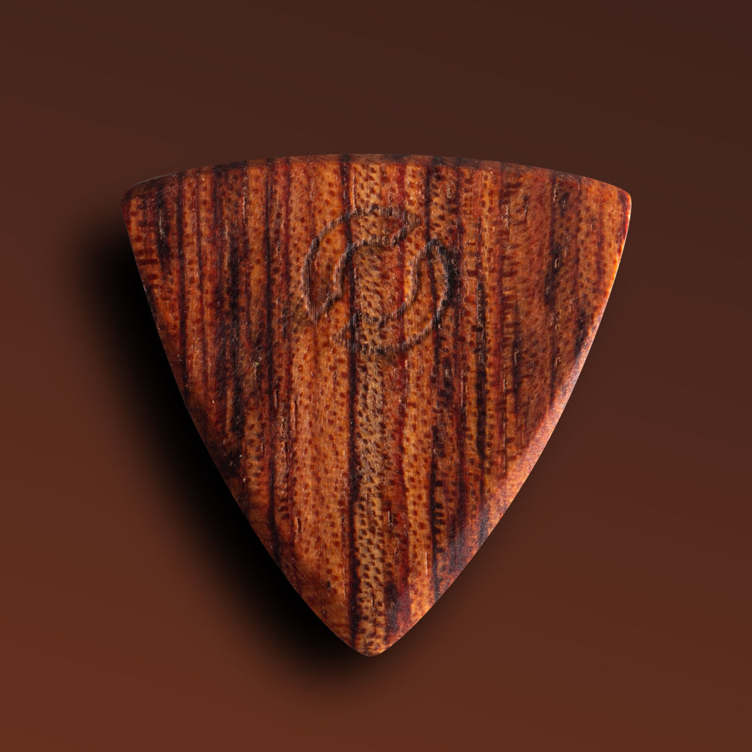 Sharky Rosewood - Pena