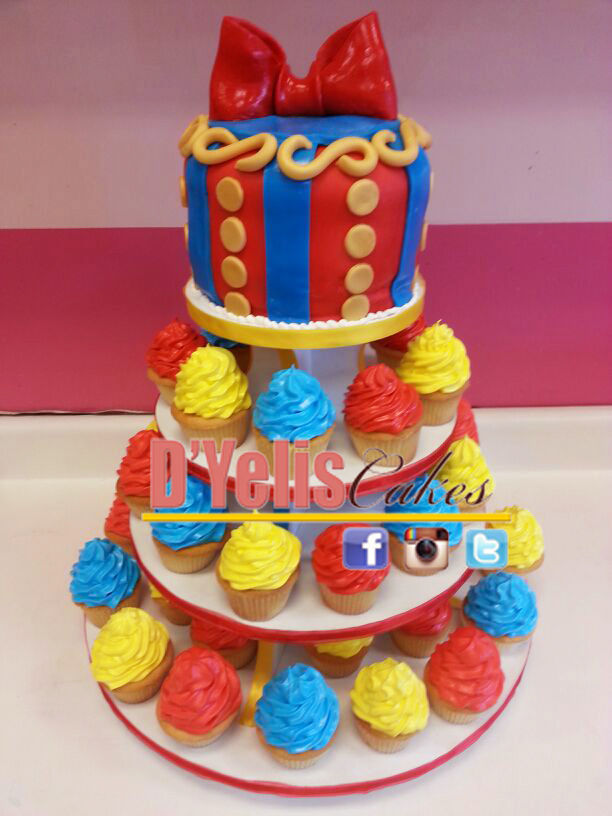 blanca nieve dyelis cake.jpg