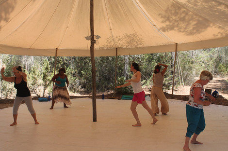 art-dancing-ibiza-sandra-morrel-dancing-6.jpeg