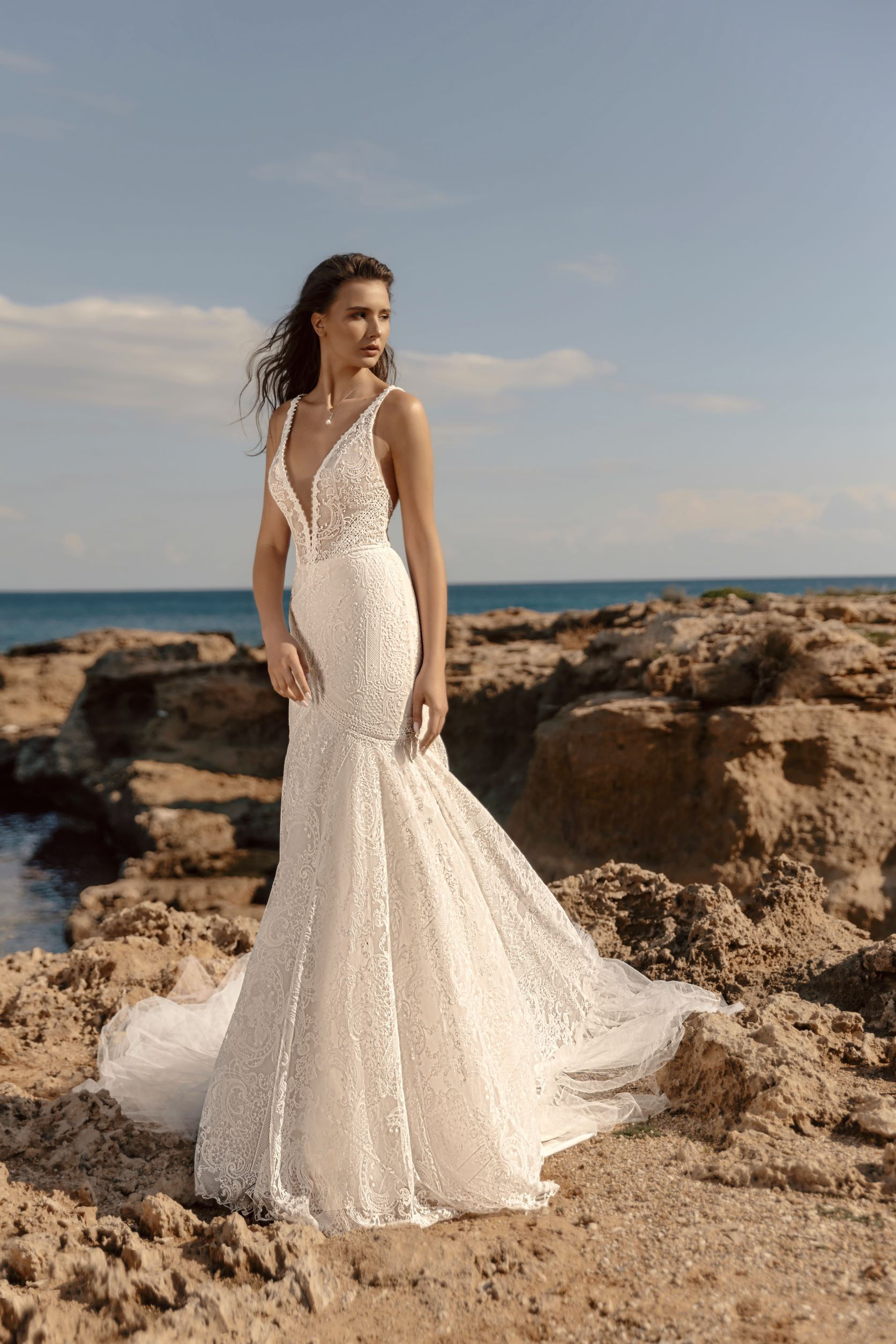 Vivien -  Size 10 & Size 16