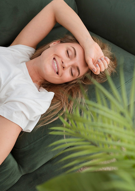 Frau mit geschlossenen Augen