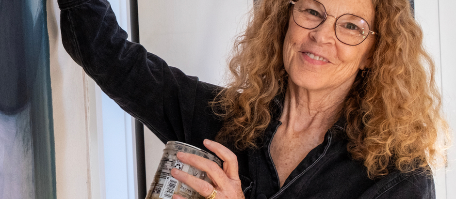 Artist Joan Hanley