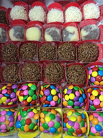 brigadeiro brigadeiro gourmet brigadeir leite ninho mems beijinho