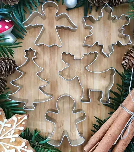 Stainless steel Christmas cookie cutters, perfect for creating festive and holiday-themed shapes for your delicious baked treats.
