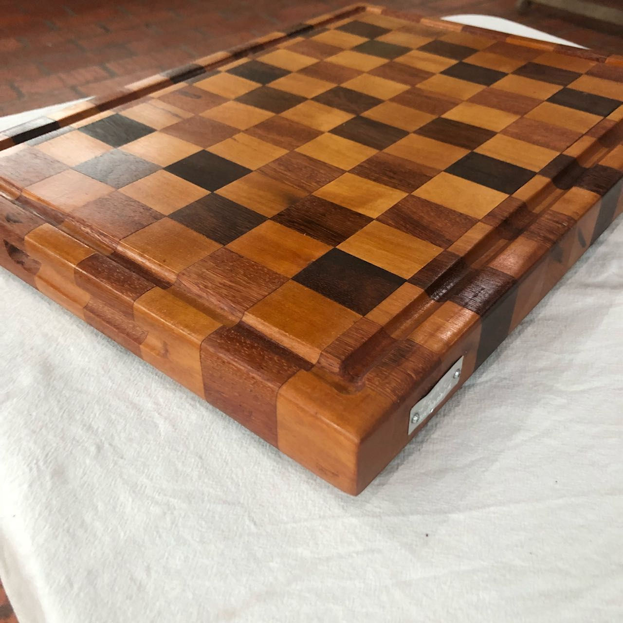 KIT TÁBUA DE CORTE + PORTA CONDIMENTOS 8V