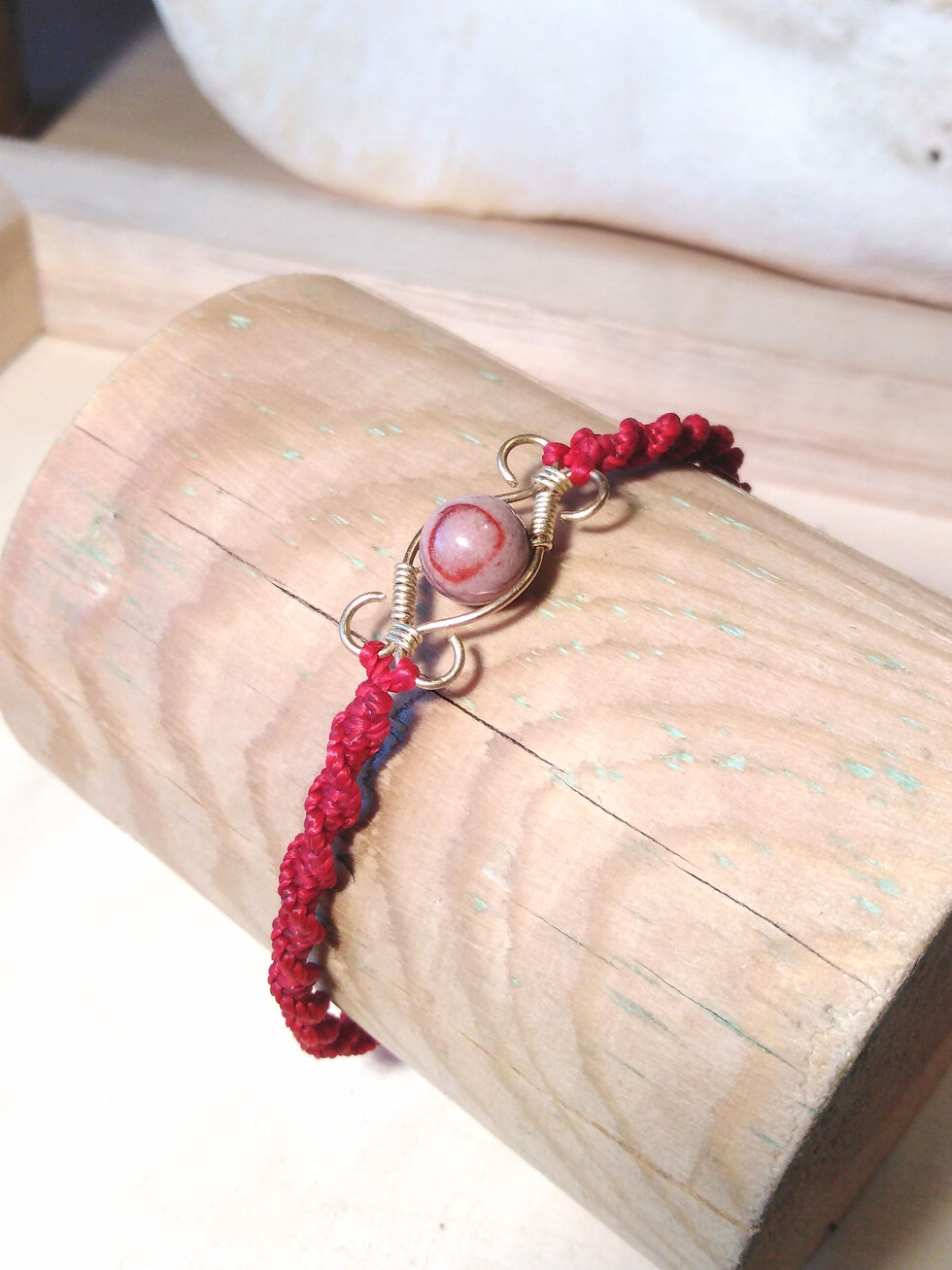 Thumbnail: Bracelet laiton et perles semi précieuses 