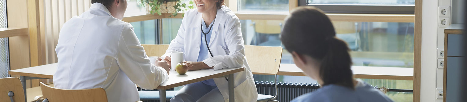Doctors Sharing Ideas