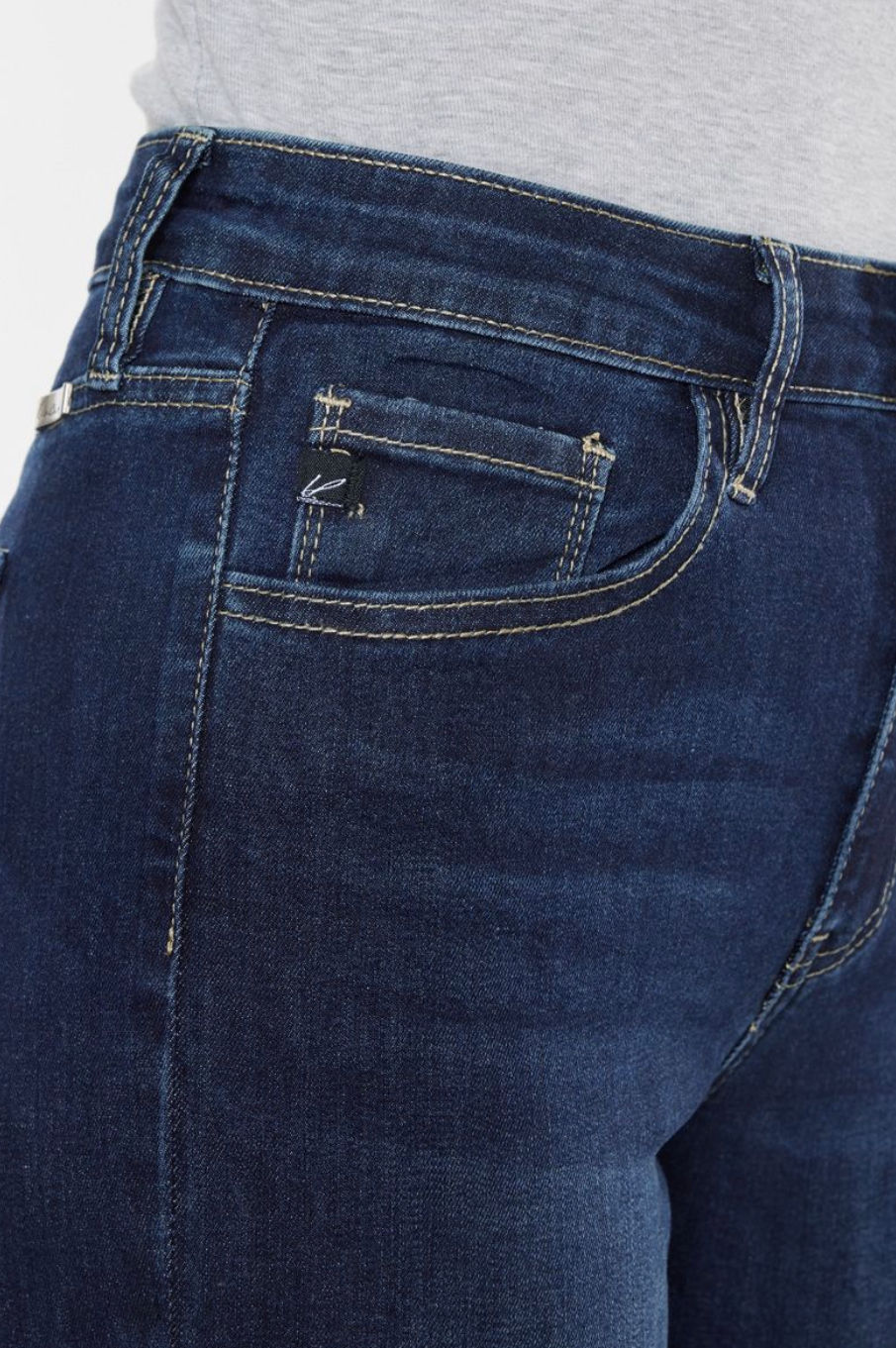 Thumbnail: KanCan Dark Wash Mid Rise Frayed Hem Skinny Jeans