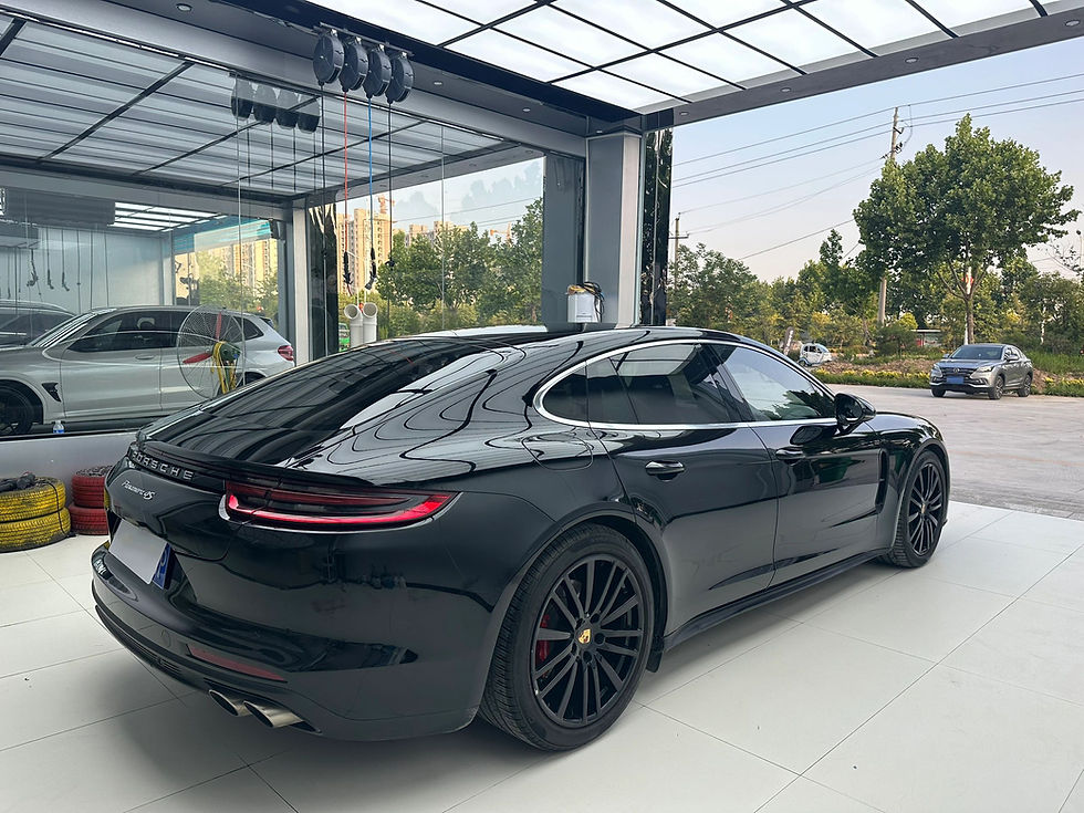 Thumbnail: Crystal Black Vinyl Wrap