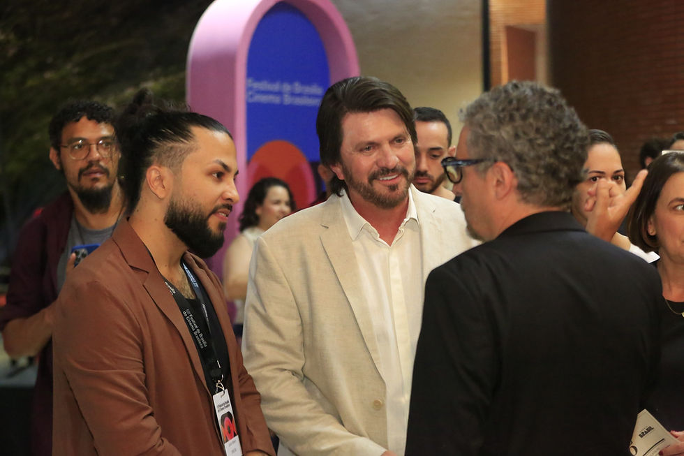 Secretário de Cultura Cláudio Abrantes e o Coordenador de Audiovisual da Secretaria, Junior Ribeiro - Divulgação| SECEC