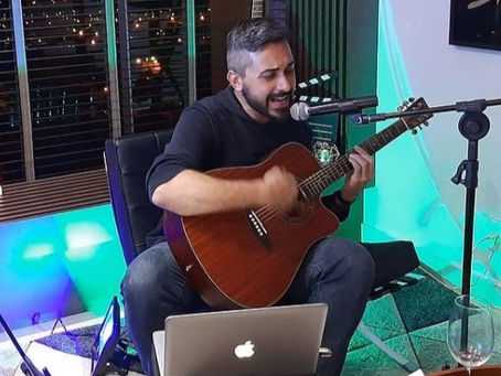 RODRIGO CARVALHO PARTICIPA DE CONCURSO DE MÚSICAS AUTORAIS