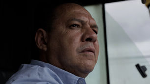 PRÉ-ESTREIA DO DOCUMENTÁRIO "GOIÂNIA: NOTAS PENDULARES SOBRE A METRÓPOLE"