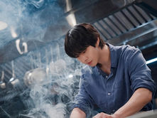 Ahn Hyo Seop vive chef genial e misterioso em novas fotos de “Final Table”