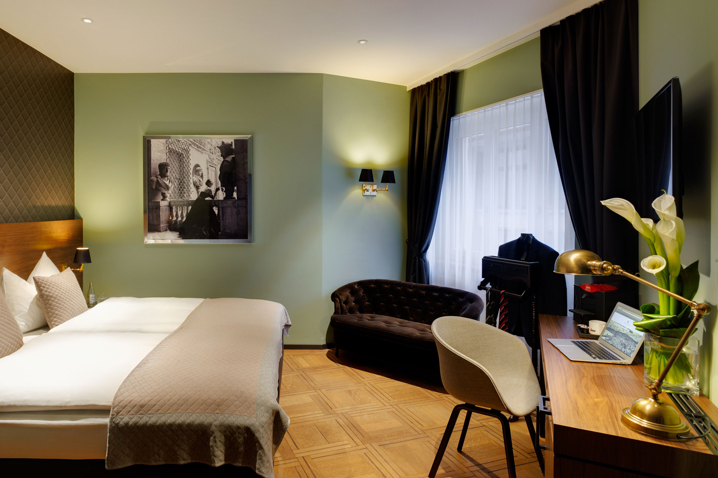 Zimmer-Hotel-City-gross