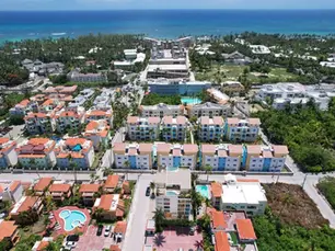 El mercado inmobiliario de República Dominicana se perfila como una de las inversiones más rentables para 2025, impulsado por el crecimiento económico, el auge turístico y los incentivos gubernamentales.